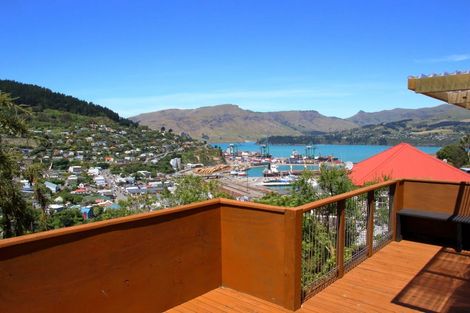 Photo of property in 35 Ticehurst Road, Lyttelton, 8082