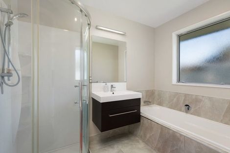 Photo of property in 8 Wakatere Place, Thames, 3500