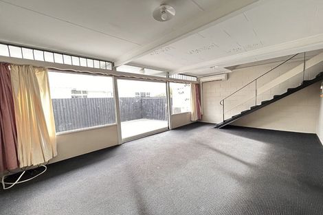 Photo of property in 6/7 Newnham Terrace, Upper Riccarton, Christchurch, 8041