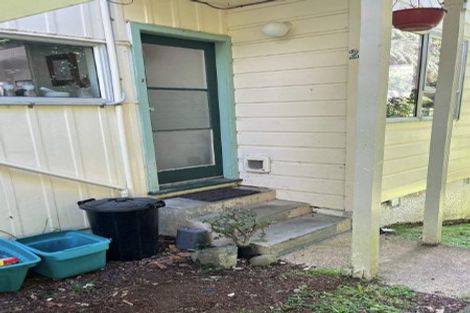 Photo of property in 10 Martin Grove, Normandale, Lower Hutt, 5010