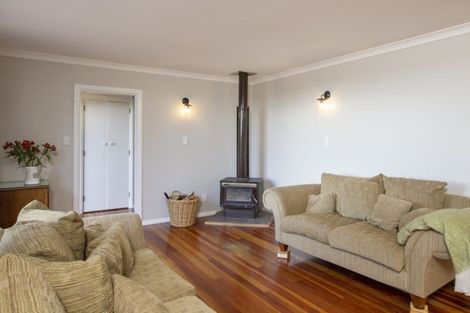 Photo of property in 35 Watt Street, Featherston, 5710