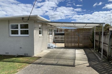 Photo of property in 10 Eton Place, Levin, 5510