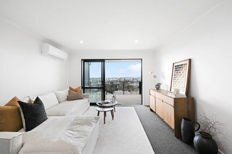 Photo of property in 3/12 Ruakiwi Road, Hamilton Lake, Hamilton, 3204