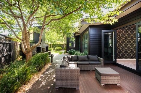 Photo of property in 27a Phoenix Avenue, Hokowhitu, Palmerston North, 4410