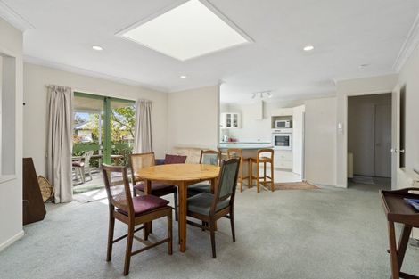 Photo of property in 9 Astelia Way, Waipahihi, Taupo, 3330