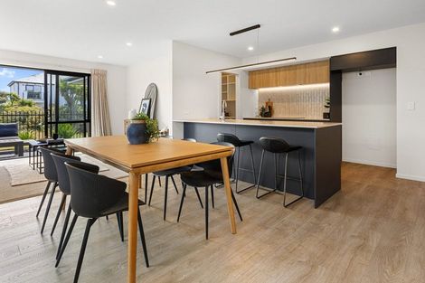 Photo of property in 33 Selfe Crescent, Burwood, Christchurch, 8083