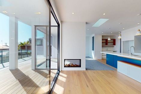 Photo of property in 39 Kotare Street, Waikanae, 5036
