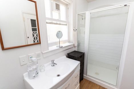 Photo of property in Zena Court, 11f1 Dufferin Street, Mount Victoria, Wellington, 6021