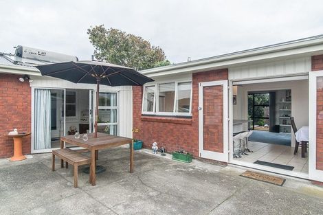 Photo of property in 16 Percival Road, Paraparaumu Beach, Paraparaumu, 5032