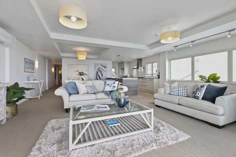 Photo of property in 154 Marine Parade, Mount Maunganui, 3116