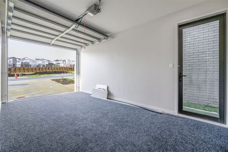 Photo of property in 14 Pohewa Road, Silverdale, 0932