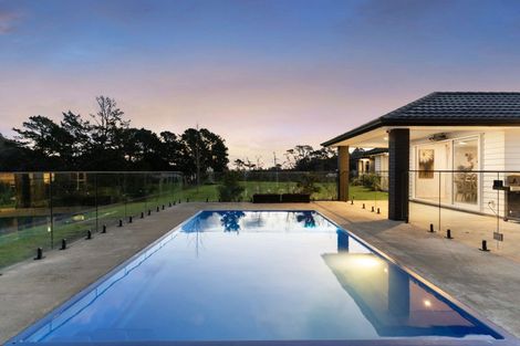 Photo of property in 43e Terry Smyth Drive, Kumeu, 0892