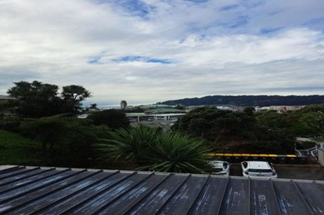 Photo of property in Sherwood Mews, 28v Bidwill Street, Mount Cook, Wellington, 6021