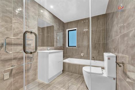 Photo of property in 15 Mckean Avenue, Manurewa, Auckland, 2102