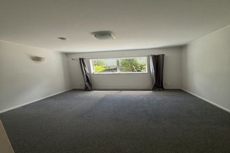 Photo of property in 25 Ngahere Views, Orewa, 0931