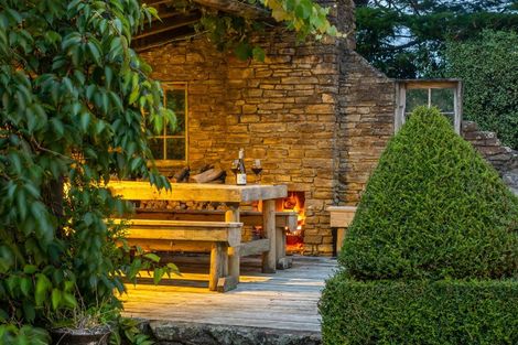 Photo of property in 29 Padnell Crescent, Paparangi, Wellington, 6037