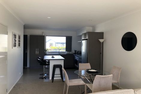 Photo of property in 16 Shelduck Way, Hobsonville, Auckland, 0616