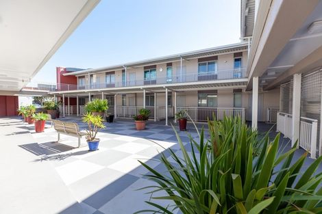 Photo of property in 213/332 Maunganui Road, Mount Maunganui, 3116