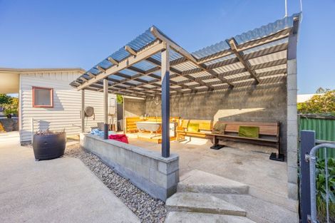 Photo of property in 9 Pukeko Place, Westshore, Napier, 4110