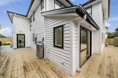 Photo of property in 11 Tawapou Close, Massey, 0614