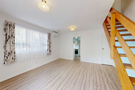 Photo of property in 4/75 Delhi Crescent, Khandallah, Wellington, 6035