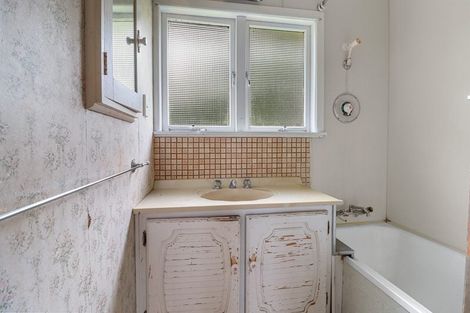 Photo of property in 31 Casper Street, Fairfield, Hamilton, 3214