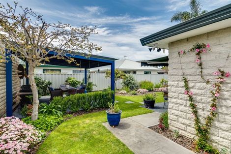 Photo of property in 4 Gresham Place, Taradale, Napier, 4112
