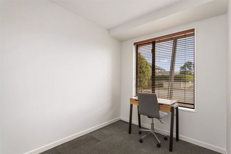 Photo of property in 12 Gleneagles Terrace, Ilam, Christchurch, 8053