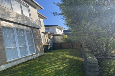 Photo of property in 8 Kouras Place, Flat Bush, Auckland, 2016
