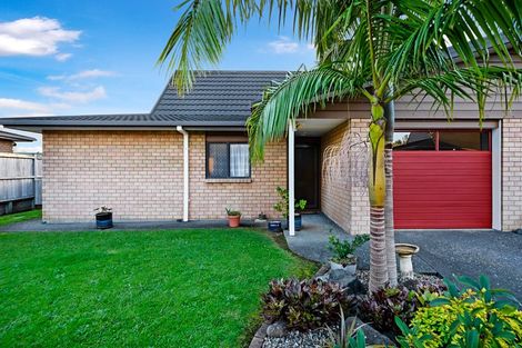 Photo of property in 10/56 Larnoch Road, Henderson, Auckland, 0610