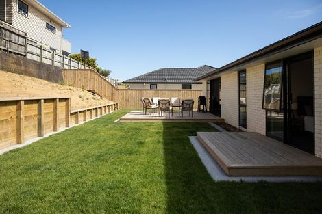 Photo of property in 6 Pa Tuna Lane, Hurdon, New Plymouth, 4310