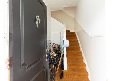 Photo of property in 23a Colombo Street, Newtown, Wellington, 6021