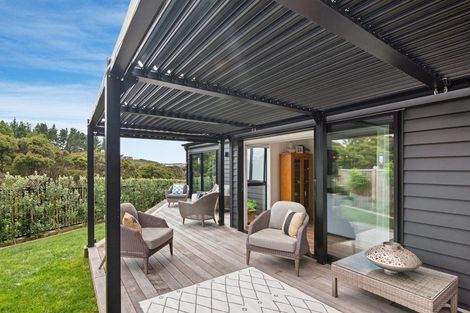 Photo of property in 9 Koiora Lane, Long Bay, Auckland, 0630