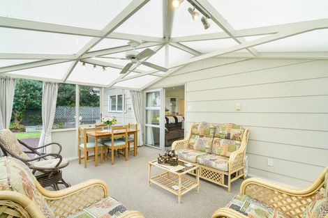 Photo of property in 7a Lillian Place, Orewa, 0931