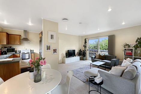 Photo of property in 2/49 Strid Road, Te Atatu South, Auckland, 0610