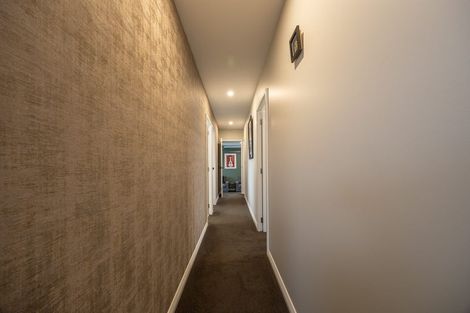 Photo of property in 1 Ambergris Place, Baylys Beach, 0377