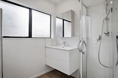 Photo of property in 4/9 Allen Avenue, Papatoetoe, Auckland, 2025