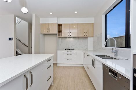 Photo of property in 60 Lusitano Drive, Karaka, Papakura, 2113