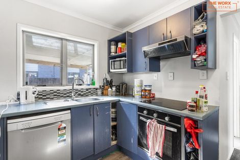 Photo of property in 10a Cambridge Road, Manurewa, Auckland, 2102