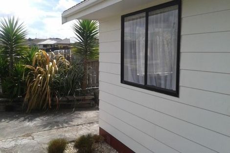 Photo of property in 72 Fraser Drive, Feilding, 4702