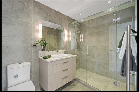Photo of property in 27 Mahara Avenue, Birkenhead, Auckland, 0626