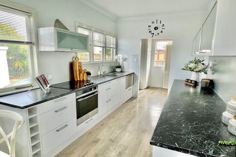 Photo of property in 121e George Street, Tuakau, 2121