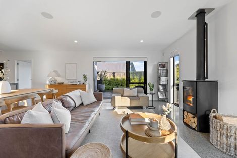 Photo of property in 4b Harakeke Drive, Wharewaka, Taupo, 3330
