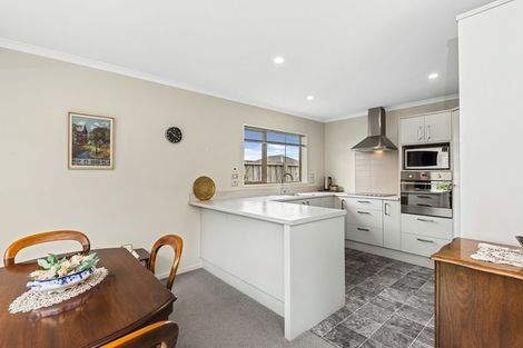 Photo of property in 3 Reeves Road, Rangiora, 7400