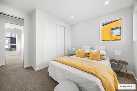 Photo of property in 4 Seawind Way, Hobsonville, 0616