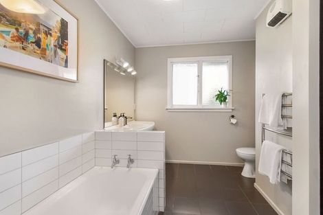 Photo of property in 13 Claremont Avenue, Papanui, Christchurch, 8053