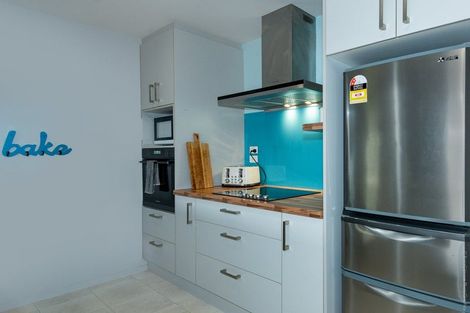Photo of property in 33 Champagne Avenue, Yaldhurst, Christchurch, 8042
