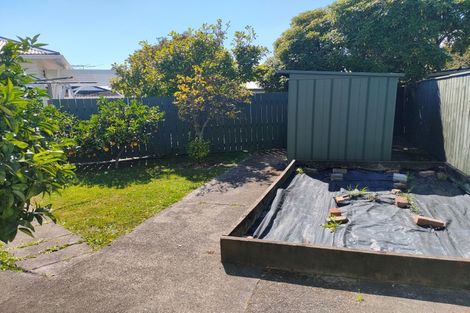 Photo of property in 17 Birdwood Road, Waterloo, Lower Hutt, 5011