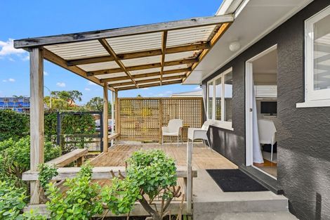 Photo of property in 2/24 Kulim Avenue, Otumoetai, Tauranga, 3110