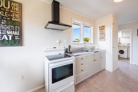 Photo of property in 44 Trinity Crescent, Pirimai, Napier, 4112